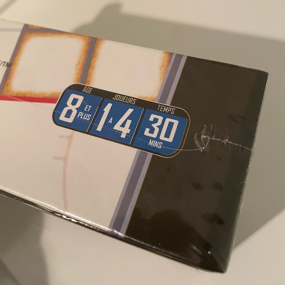 ICEBREAKER card hockey board game Limited edition bilingual Rare! New and Sealed - Picture 7 of 7